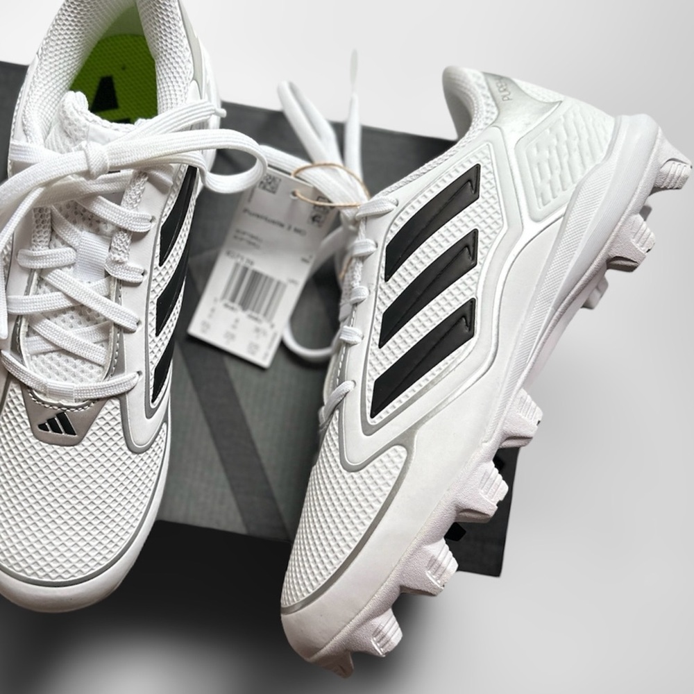 NIB Adidas Pure Hustle 3 MD Softball Cleats in White & Black - Women’s 5.5